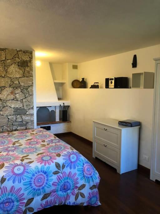 Al 37 Vista Mare E Colline Apartamento Finale Ligure Exterior foto