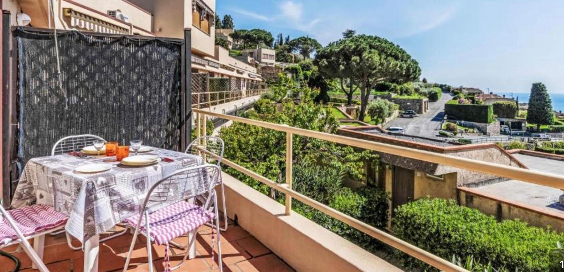 Al 37 Vista Mare E Colline Apartamento Finale Ligure Exterior foto